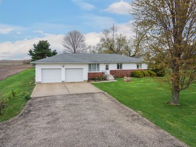 Property at 1109 W 4th St, Delavan, IL