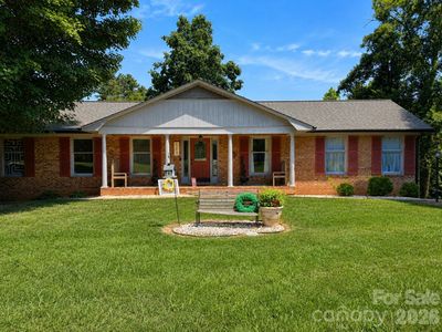 529 Carolina Ave N