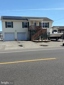 1073 Radio Rd