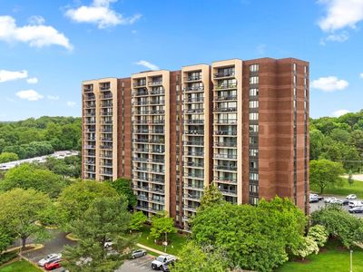 7401 Westlake Ter APT 405