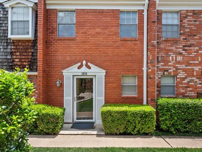1379 Roaring Springs Rd