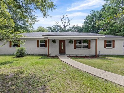 5726 Apache Dr