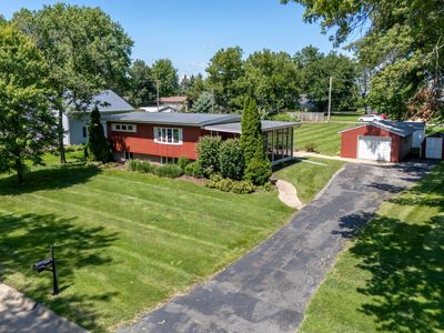 Property at 406 W Price St, Eldridge, IA