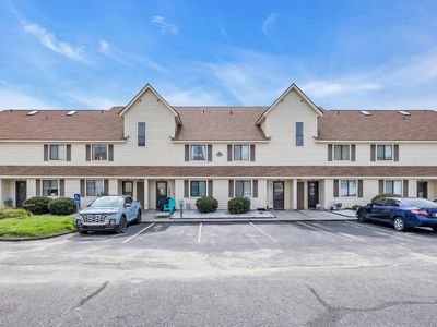 510 Fairwood Lakes Dr. #20F