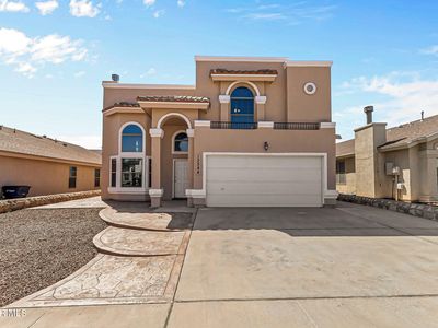 12584 Paseo Lindo Dr
