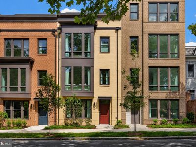 608 S Alfred St