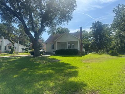 1721 S Main St