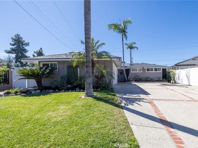 10512 Rose Hedge Dr