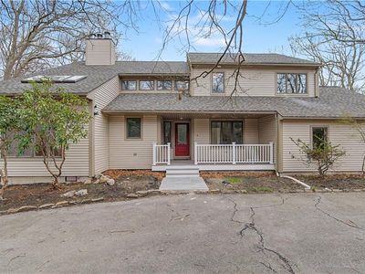 26 Trout Brook Ln