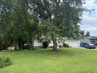 2847 Carillon Dr