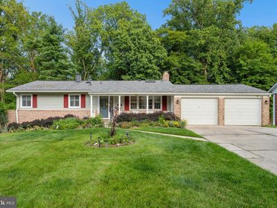14007 Manorvale Rd