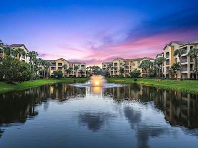 500 Uno Lago Drive #204