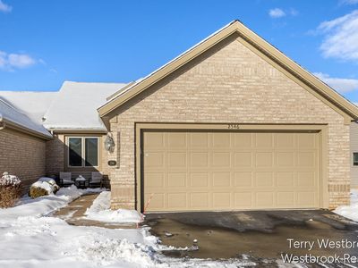 2546 Highridge Ln SE