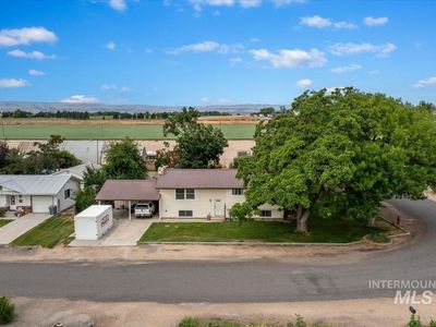 302 River View Dr