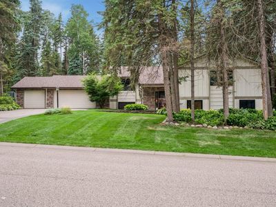 1148 Kenilworth Dr