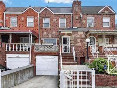 907 E 46th Street