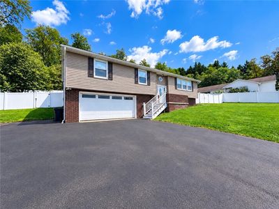 7449 National Pike