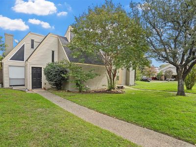 2156 Fleur De Lis Ct
