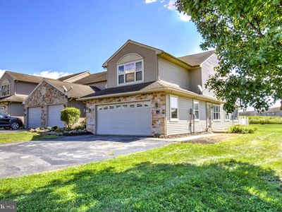 454 Alexandria Ct