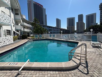 2500 Diana Dr APT 105