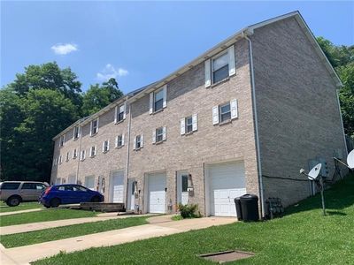 298 2nd St