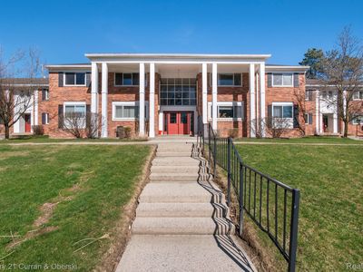 525 Fairbrook St APT 108