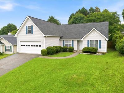 220 Ashland Manor Dr