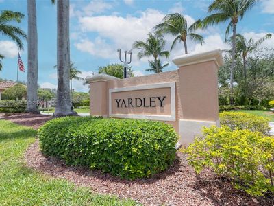 7715 Yardley Dr APT 106