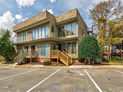 Property at 2812 Wiigwaas Ln, Virginia Beach, VA