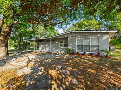 10889 INDIES Drive N