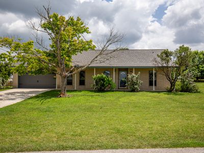 Property at 182 GLENVALLEY CIR, Bandera, TX