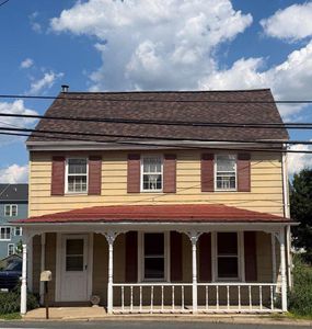 106 N Main St