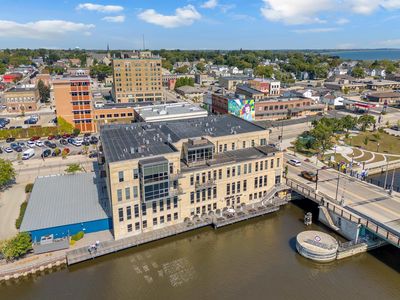 31 Maritime Dr STE 208