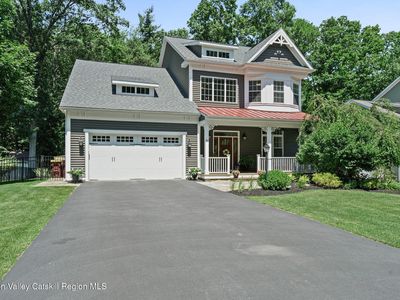 61 Yachtsmans Way