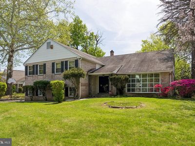 7 Arthur Ct