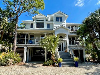 1905 Smugglers Cove Rd