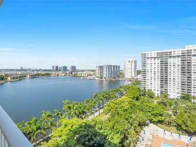 2851 NE 183rd St APT 1412E