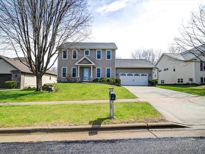 909 Eagle Crest Drive