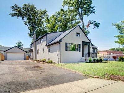 156 W Lincoln Ave