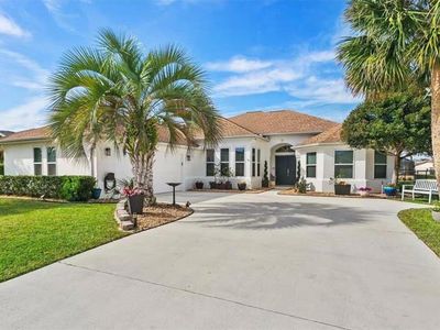 17 COLLINGTON COURT