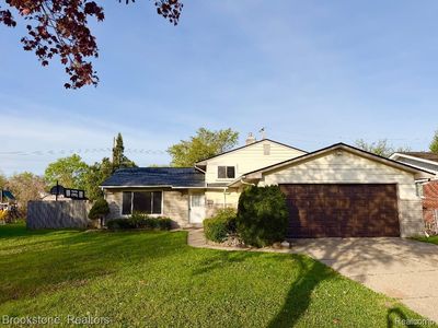 8912 Ardel Dr