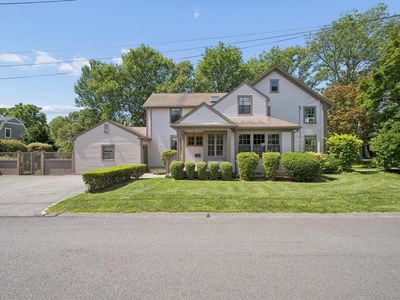 11 Prospect St