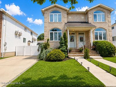 31 Jumel St