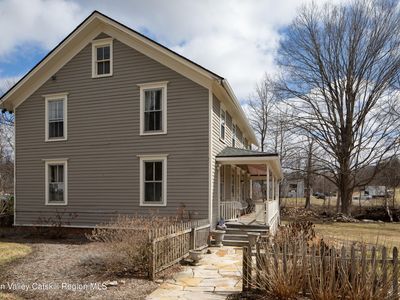 15 Maple Avenue
