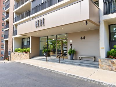 44 Strawberry Hill Avenue #8K