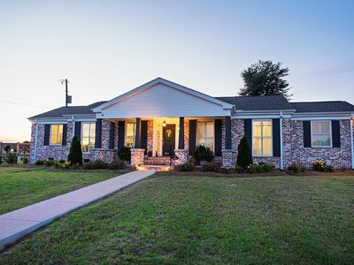 501 Meadowbrook Cir