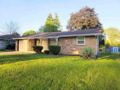 1926 Apple Tree Ln