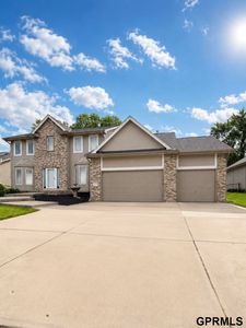 Property at 7417 S 93rd St, La Vista, NE