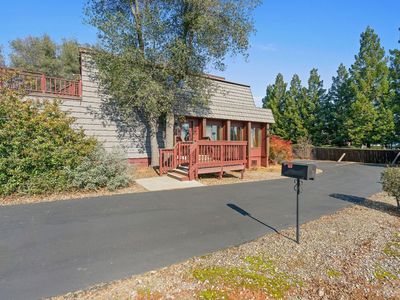 3375 Country Club Dr