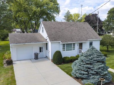 1502 River DRIVE